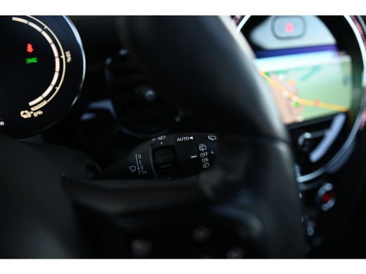 Mini Electric Classic / Panoramadak / Sportstoelen / Comfort Access / Stuurverwarming / LED / Stoelverwarming /... ActivLease financial lease