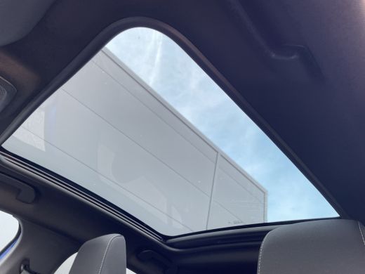 Opel Corsa 130pk GS (Panoramadak - Camera - Keyless Entry - Stoel-/-stuurverwarming - Parkeersensoren V+A - ... ActivLease financial lease