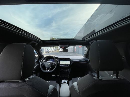 Opel Corsa 130pk GS (Panoramadak - Camera - Keyless Entry - Stoel-/-stuurverwarming - Parkeersensoren V+A - ... ActivLease financial lease