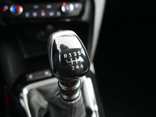 Opel Corsa Edition | Dode hoek waarschuwing | Draadloze Apple Carplay en Android Auto | LED koplampen met LE... ActivLease financial lease