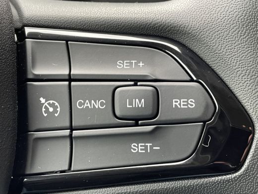 Opel Movano 140pk L2H2 3.5t (Camera - Automatische Airco - Navigatie - Apple Carplay - Digitaal dashboard - DAB) ActivLease financial lease