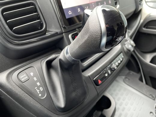 Opel Movano 140pk L2H2 3.5t (Camera - Automatische Airco - Navigatie - Apple Carplay - Digitaal dashboard - DAB) ActivLease financial lease