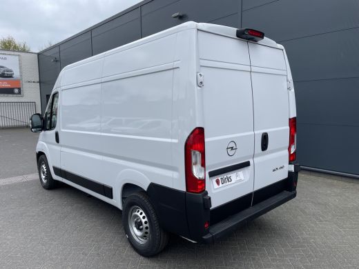 Opel Movano 140pk L2H2 3.5t (Camera - Automatische Airco - Navigatie - Apple Carplay - Digitaal dashboard - DAB) ActivLease financial lease