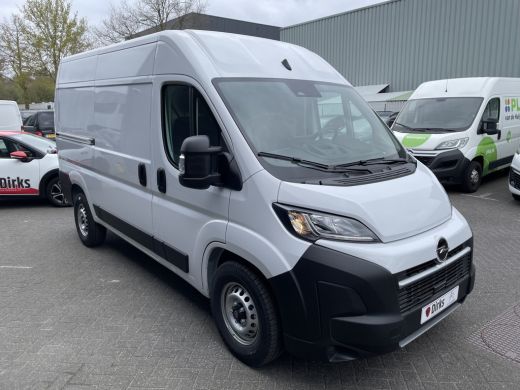 Opel Movano 140pk L2H2 3.5t (Camera - Automatische Airco - Navigatie - Apple Carplay - Digitaal dashboard - DAB) ActivLease financial lease