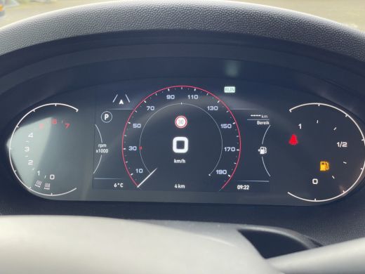 Opel Movano 140pk L2H2 3.5t (Camera - Automatische Airco - Navigatie - Apple Carplay - Digitaal dashboard - DAB) ActivLease financial lease