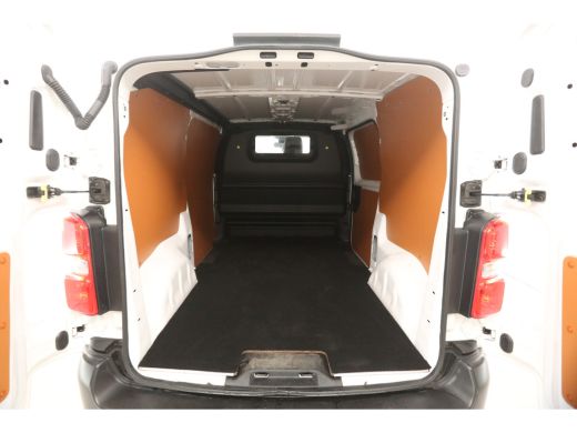 Opel Vivaro 2.0 CDTI L2H1 | Automaat | 3-Zits | 360&deg; Cam | Airco | Cruise | Navi | Carplay | Parkeersens. ActivLease financial lease