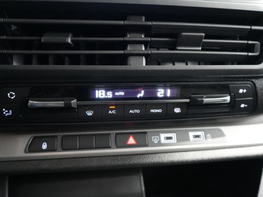 Opel Vivaro-e Electric L3 DC | 17" lichtmetalen velgen | Achteruitrijcamera | Airco (automatisch) ActivLease financial lease