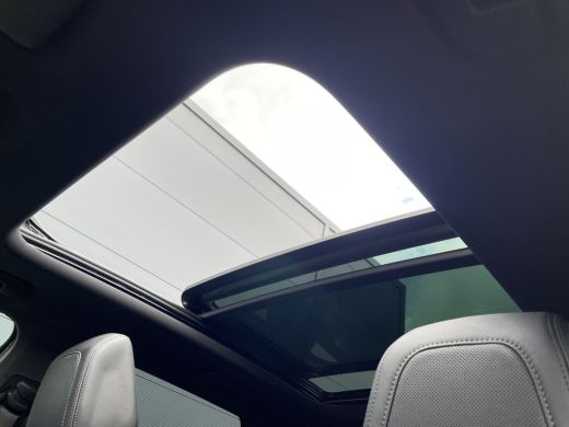 Peugeot 3008 225pk HYbrid GT Pack (Elektrisch schuifdak - Leder incl verwarming/massage/ geheugen - Focal Elec... ActivLease financial lease