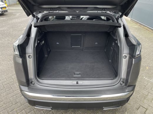 Peugeot 3008 225pk HYbrid GT Pack (Elektrisch schuifdak - Leder incl verwarming/massage/ geheugen - Focal Elec... ActivLease financial lease
