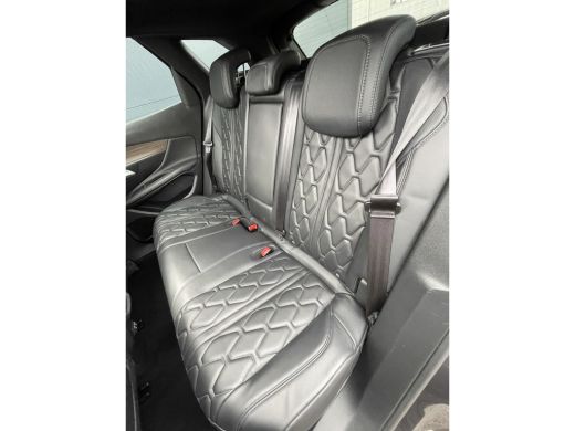 Peugeot 3008 225pk HYbrid GT Pack (Elektrisch schuifdak - Leder incl verwarming/massage/ geheugen - Focal Elec... ActivLease financial lease