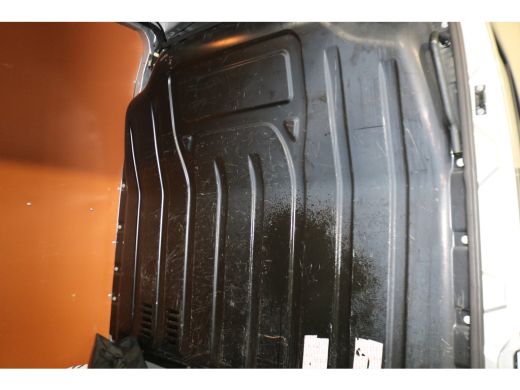 Renault Master 2.3 dCi 135pk L2 H2 Work Edition Airco Navigatie Camera ActivLease financial lease