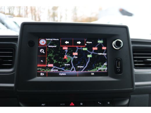 Renault Master 2.3 dCi 135pk L2 H2 Work Edition Airco Navigatie Camera ActivLease financial lease