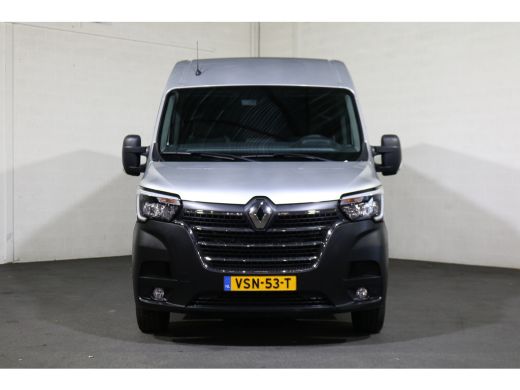 Renault Master 2.3 dCi 135pk L2 H2 Work Edition Airco Navigatie Camera ActivLease financial lease