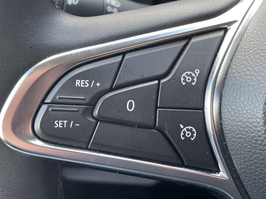 Renault Trafic Life 150pk L2 9-Persoons(Trekhaak - Camera - Keyless Entry - Navigatie - Airco - Apple Carplay) ActivLease financial lease