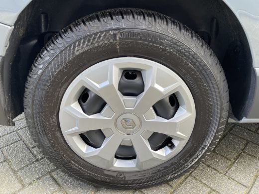 Renault Trafic Life 150pk L2 9-Persoons(Trekhaak - Camera - Keyless Entry - Navigatie - Airco - Apple Carplay) ActivLease financial lease