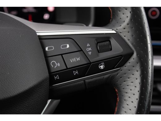 Seat Leon 1.4 TSI eHybrid PHEV FR Bus. Int. PANO CAMERA ADAPTIEF ActivLease financial lease