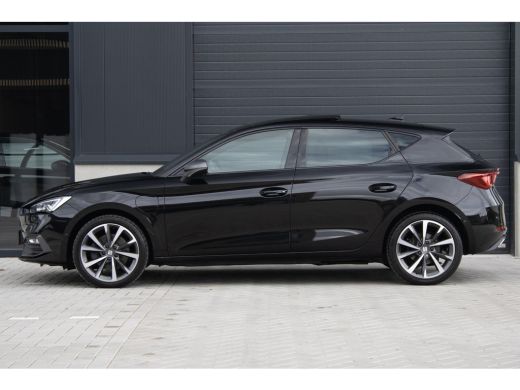 Seat Leon 1.4 TSI eHybrid PHEV FR Bus. Int. PANO CAMERA ADAPTIEF ActivLease financial lease