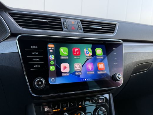 Skoda Superb Combi 1.4 TSI iV 218pk | Trekhaak | Elektrische stoelen ActivLease financial lease