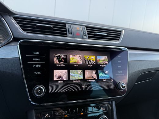 Skoda Superb Combi 1.4 TSI iV 218pk | Trekhaak | Elektrische stoelen ActivLease financial lease