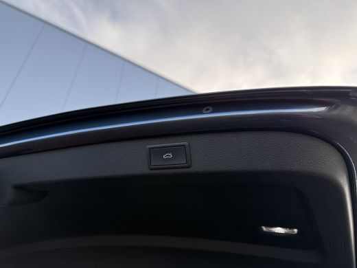 Skoda Superb Combi 1.4 TSI iV 218pk | Trekhaak | Elektrische stoelen ActivLease financial lease