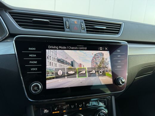 Skoda Superb Combi 1.4 TSI iV 218pk | Trekhaak | Elektrische stoelen ActivLease financial lease