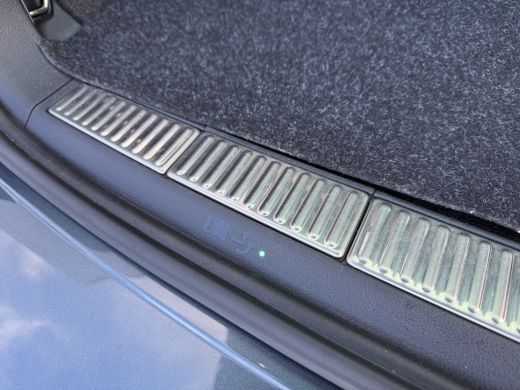 Skoda Superb Combi 1.4 TSI iV 218pk | Trekhaak | Elektrische stoelen ActivLease financial lease