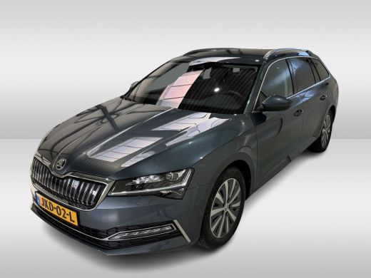 Skoda Superb Combi 1.4 TSI iV 218pk | Trekhaak | Elektrische stoelen ActivLease financial lease
