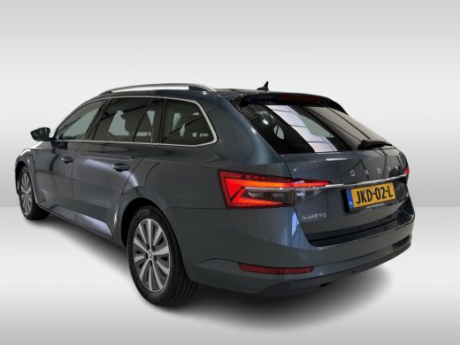 Skoda Superb Combi 1.4 TSI iV 218pk | Trekhaak | Elektrische stoelen ActivLease financial lease