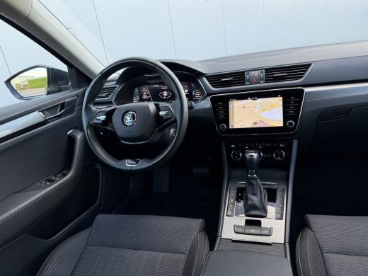 Skoda Superb Combi 1.4 TSI iV 218pk | Trekhaak | Elektrische stoelen ActivLease financial lease