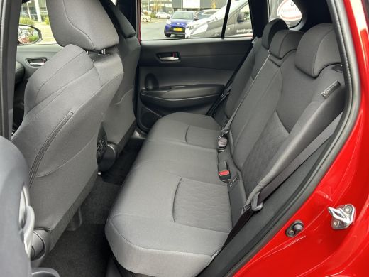 Toyota Corolla Cross Hybrid 140 Dynamic ActivLease financial lease