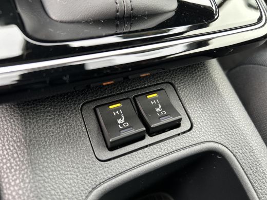 Toyota Corolla Cross Hybrid 140 Dynamic ActivLease financial lease