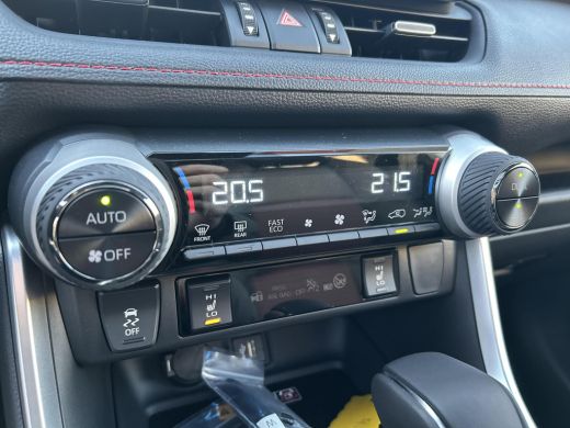 Toyota RAV4 2.5 Plug-in Hybrid AWD Limited Edition |Panoramdak| ActivLease financial lease