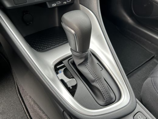 Toyota Yaris 1.5 Hybrid 115 Active ActivLease financial lease