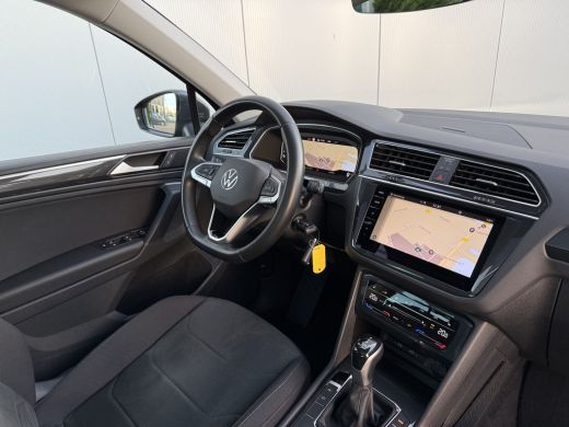 Volkswagen Tiguan 1.4 TSI eHybrid 245pk Elegance | Pano dak |Trekhaak ActivLease financial lease