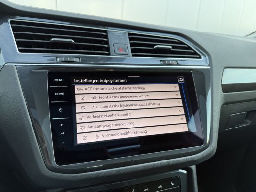 Volkswagen Tiguan 1.4 TSI eHybrid 245pk Elegance | Pano dak |Trekhaak ActivLease financial lease