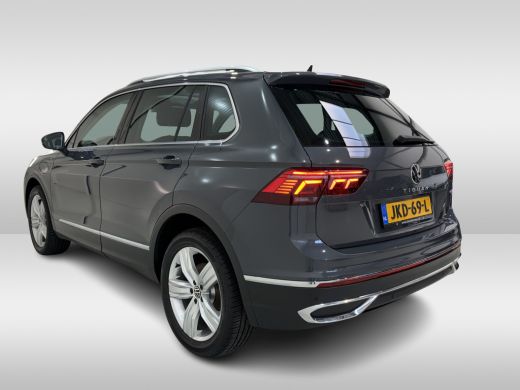 Volkswagen Tiguan 1.4 TSI eHybrid 245pk Elegance | Pano dak |Trekhaak ActivLease financial lease