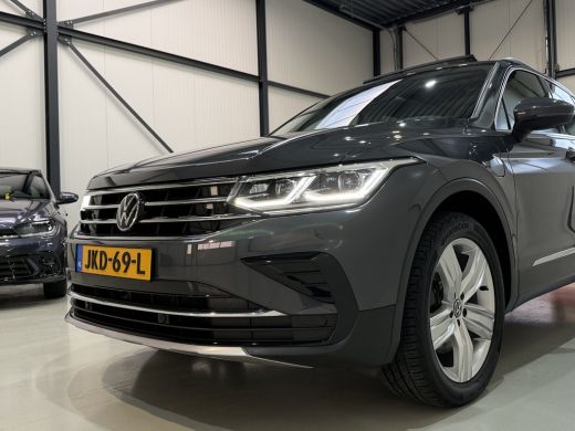 Volkswagen Tiguan 1.4 TSI eHybrid 245pk Elegance | Pano dak |Trekhaak ActivLease financial lease