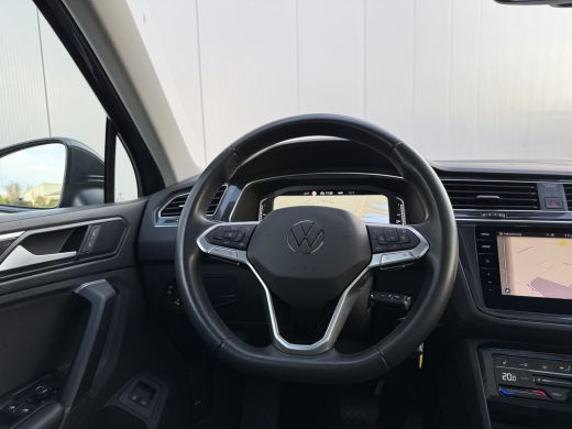 Volkswagen Tiguan 1.4 TSI eHybrid 245pk Elegance | Pano dak |Trekhaak ActivLease financial lease