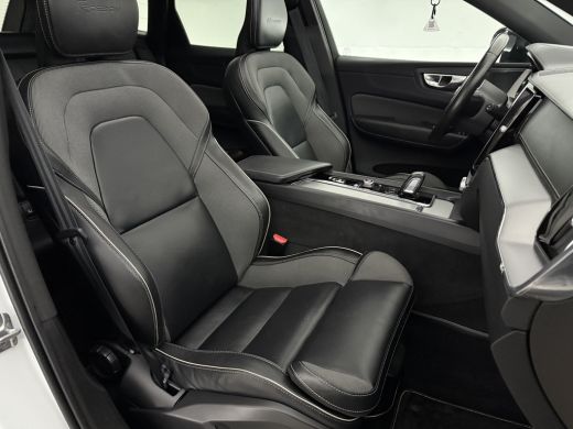 Volvo  XC60 2.0 Recharge T8 AWD R-Design | SOH 83% | Pano | H/K | HuD | Memory | Stoel/Stuurverw. | Virtual |... ActivLease financial lease