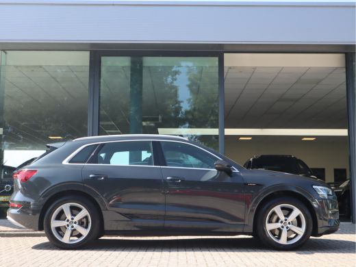 Audi e-tron 50 quattro Business edition Plus 71 kWh / Panoramadak / Sportstoelen / SOH 91% ActivLease financial lease