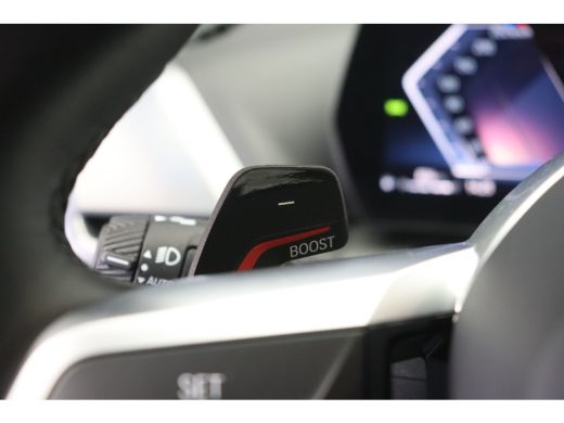 BMW 1 Serie 120 M Sport Automaat / Sportstoelen / Achteruitrijcamera / M Adaptief onderstel / Comfort Access ... ActivLease financial lease