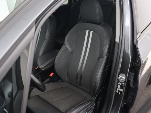 BMW 2 Serie Gran Tourer 218i High Executive 7-persoons | Sport Line | Head-Up | Trekhaak | Sportstoelen | Ful... ActivLease financial lease