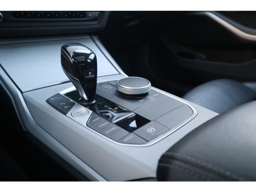 BMW 3 Serie Touring 330e xDrive Business Edition Plus Pano dak / Laser / Sportstoelen / Leder / ActivLease financial lease