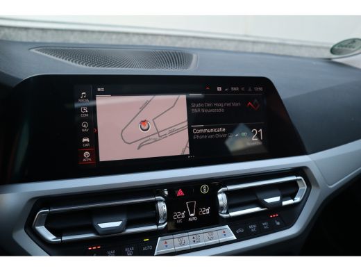 BMW 3 Serie Touring 330e xDrive Business Edition Plus Pano dak / Laser / Sportstoelen / Leder / ActivLease financial lease