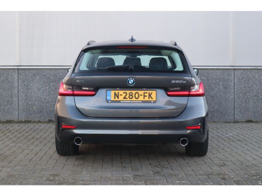 BMW 3 Serie Touring 330e xDrive Business Edition Plus Pano dak / Laser / Sportstoelen / Leder / ActivLease financial lease