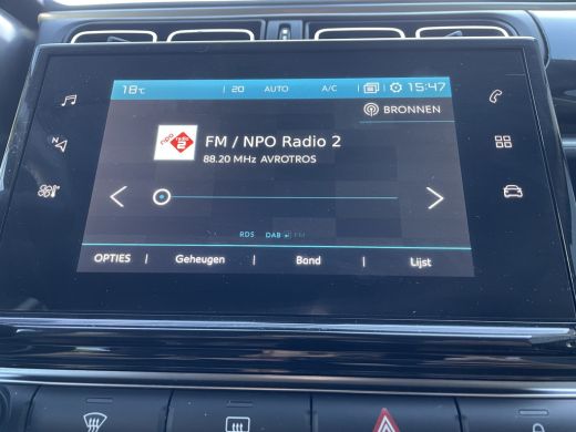 Citroën C3 110pk Max (Keyless Entry - Camera - LED - Automatische Airco - Apple Carplay - Navigatie) ActivLease financial lease