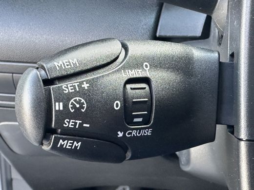 Citroën C3 Aircross 110pk Max (Camera - 17"- Keyless Entry - Automatische Airco - Navigatie - Apple Carplay - Grip Co... ActivLease financial lease