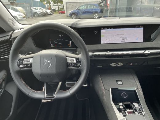 DS DS 4 130pk Performance Line+ (Camera - Keyless Entry - Adaptieve Cruise Controle - Automatische Airco ... ActivLease financial lease