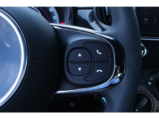 Fiat 500C 1.0 Hybrid Dolcevita Finale | Cruise Control | Carplay | Lichtmetaal | Airco | ActivLease financial lease