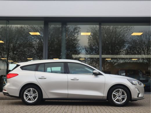 Ford Focus 1.0 EcoBoost Hybrid Trend Edition Business ActivLease financial lease